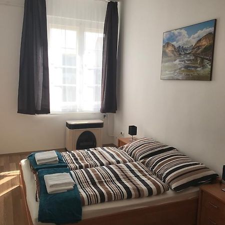 미슈콜츠 Eva Apartman 아파트 외부 사진