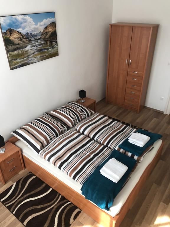 미슈콜츠 Eva Apartman 아파트 외부 사진